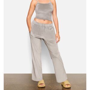 NWT SKIMS Velour Track Lounge Casual Wide Leg Pants Women’s Size XL